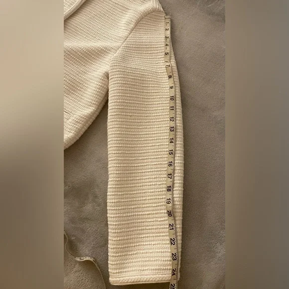 New Abercrombie &Fitch Collarless Tweed Women's Jacket. Cream (off white). M - Picture 14 of 14